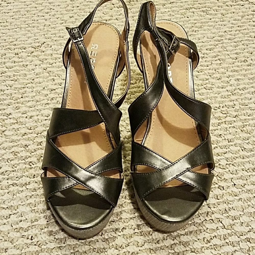 Wedges - Picture 3 of 5